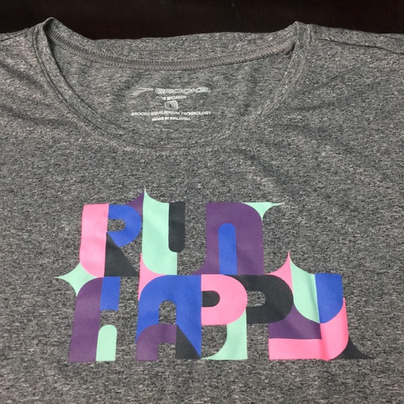 Brooks Tops - Brooks Running Shirt 👚
